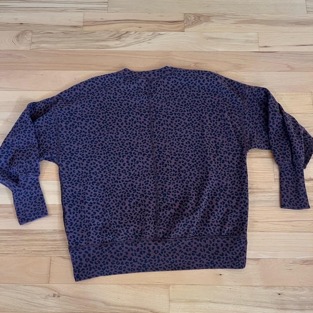 Leopard Print Crew Neck By Abercrombie! - image 2